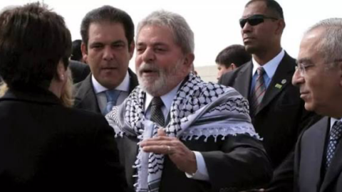 العسري: فوز دا سيلفا برئاسة البرازيل انتصار للإنسانية ولقضايا الشعوب وفلسطين
