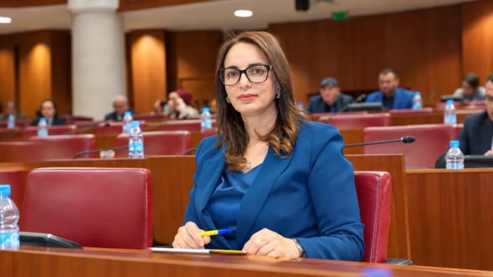 الحكومة تكشف خلفيات إعفاء ماديحة خيير بعد جدل تعيينها