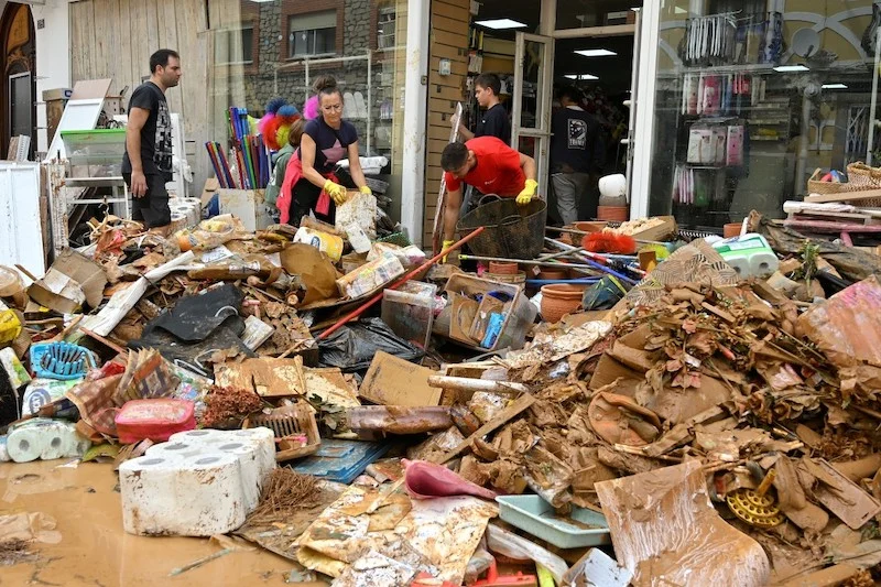 قتيلان في إقليم كاتالونيا الإسباني جراء أمطار غزيرة