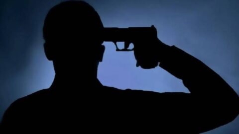 سيدي بنور شرطي ينهي حياته بسلاحه الوظيفي بعد التحقيق معه في اتهام بالاعتداء على قاصر