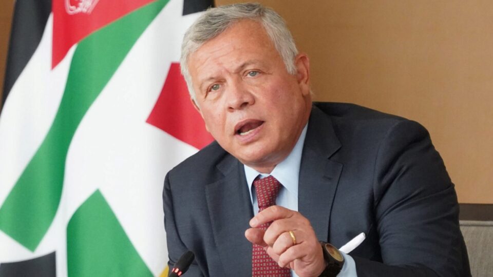 العاهل الأردني يتوعد منفذي “العمل الإرهابي” في الكرك “بأشد العقوبات”